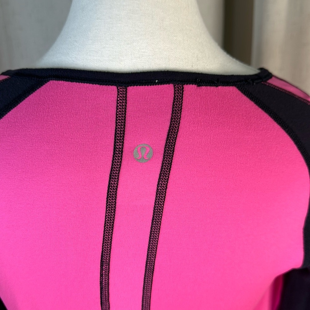 Lululemon Rulu Blue and Pink Women's Long Sleeve Top Size 4 Reversible - Picture 4 of 6